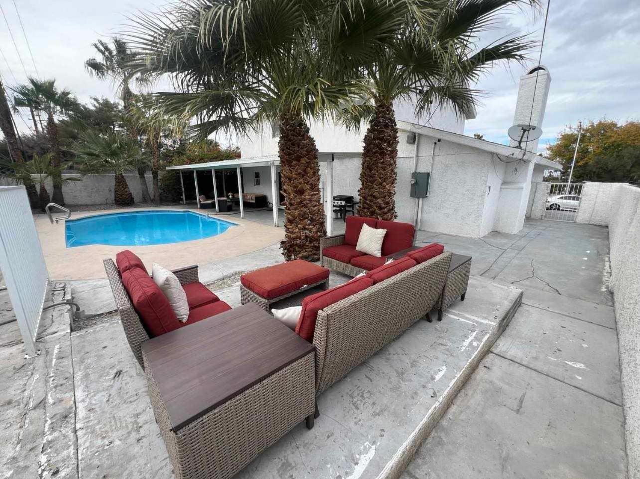 The Vegas Escape - Near The Airport/Strip With Pool Villa Las Vegas Kültér fotó